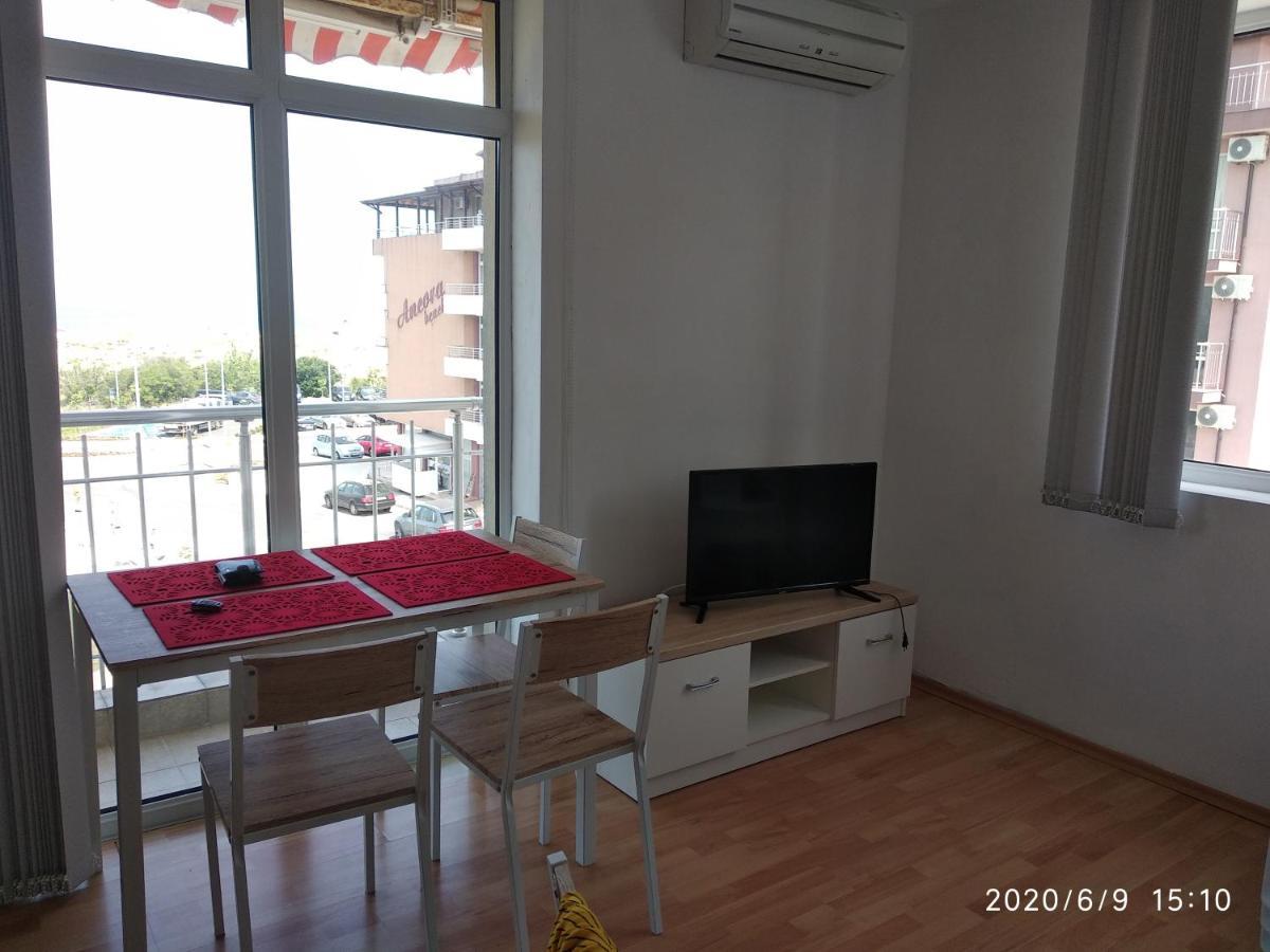 Apartment Stoyanovi Primorsko Ngoại thất bức ảnh